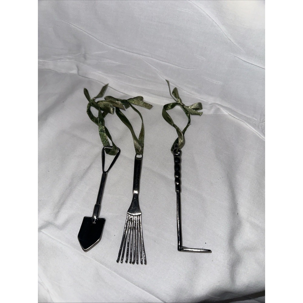 Miniature Hanging‎ Gardening Tools Trinkets - Picture 2 of 4